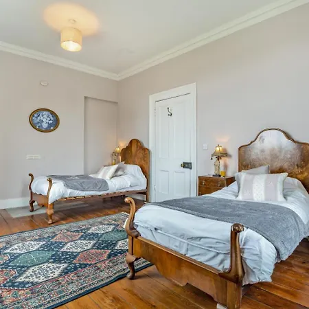 4 Bed In Oc-t35181